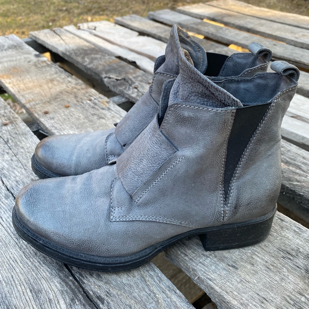 Miz Mooz Gray Leather Ankle Boots
